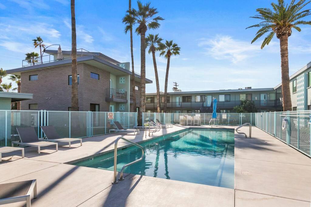 Large Studio Rooftop & Poolside - Walk To Old Town Scottsdale Exterior foto